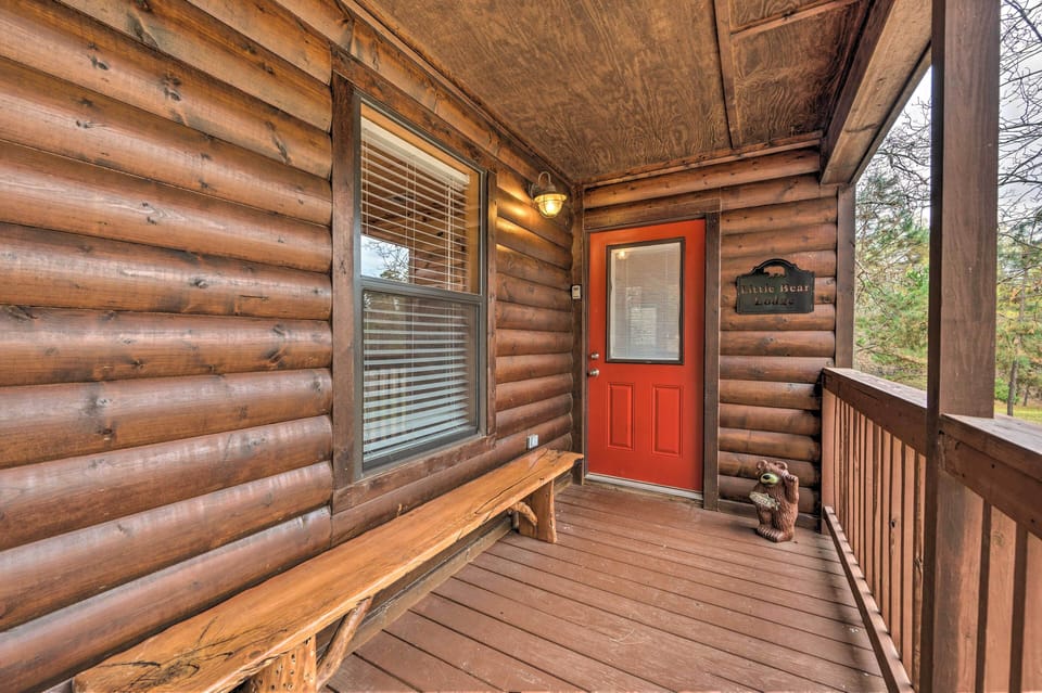 Home Exterior | Outdoor Fireplace | Pond View | 'Little Bear's Pond'
