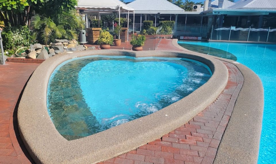 Heart Shaped Spa Pool