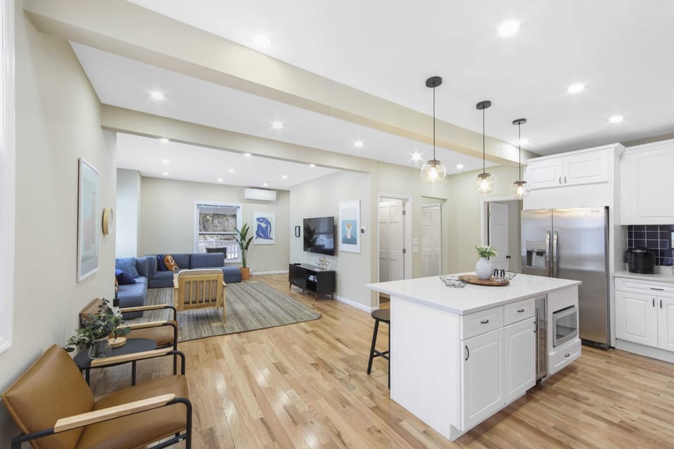 Kitchen & Living Room