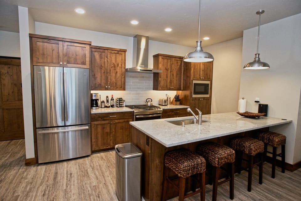 Keep the cook company - counter seating.