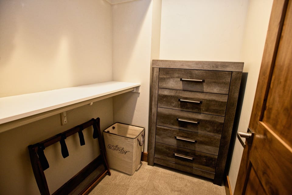 Upper level King bedroom closet