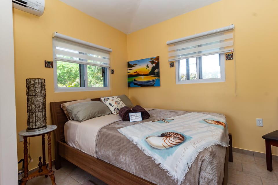 Very comfy queen bed