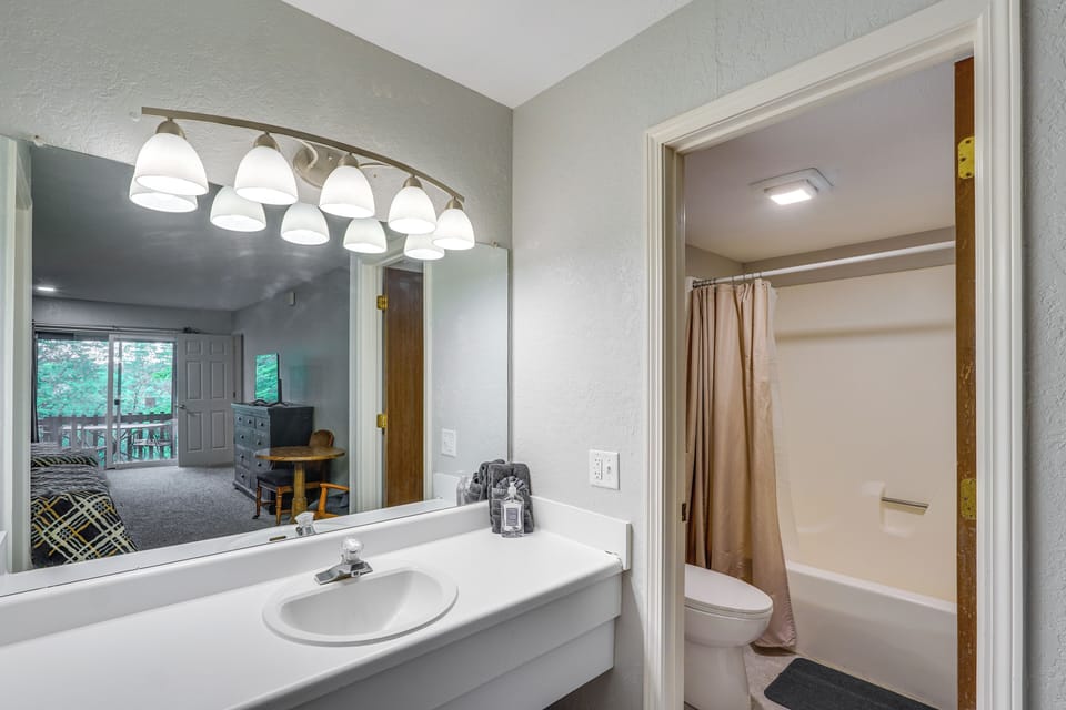 En-Suite Bathroom | Hair Dryer | Grab Rails in Shower