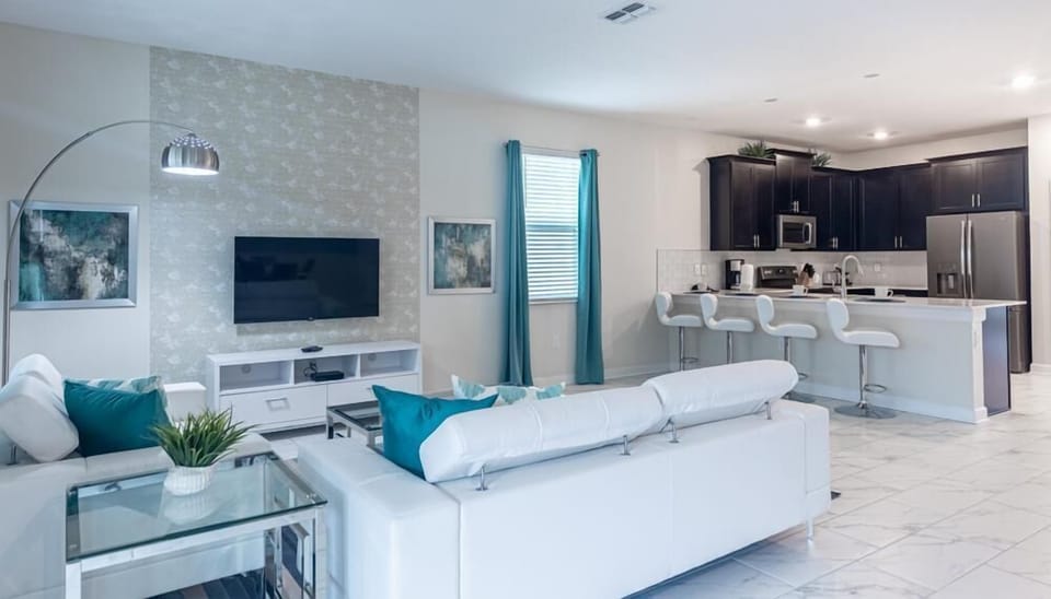 House, Multiple Beds (820DSD - The Retreat at ChampionsGate) | Living area