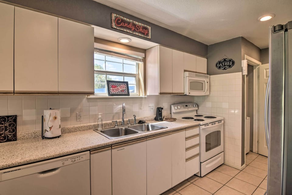 KitchenKitchen