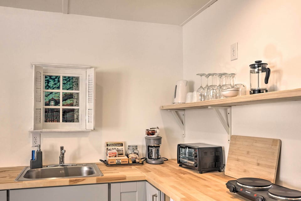 Well-Equipped Kitchen