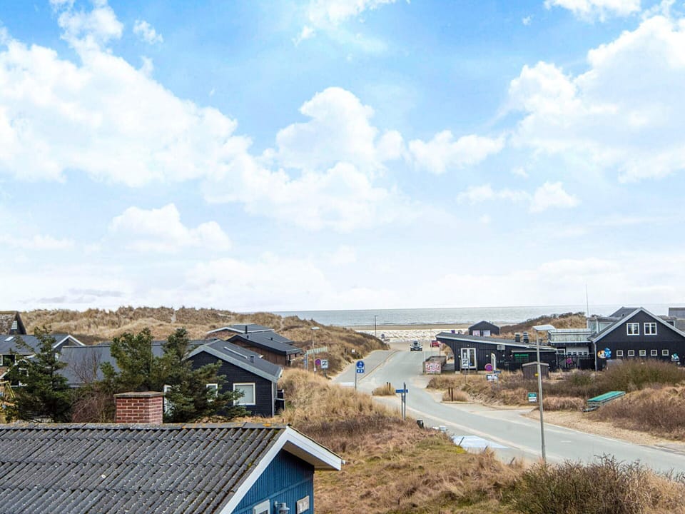 House | Water view