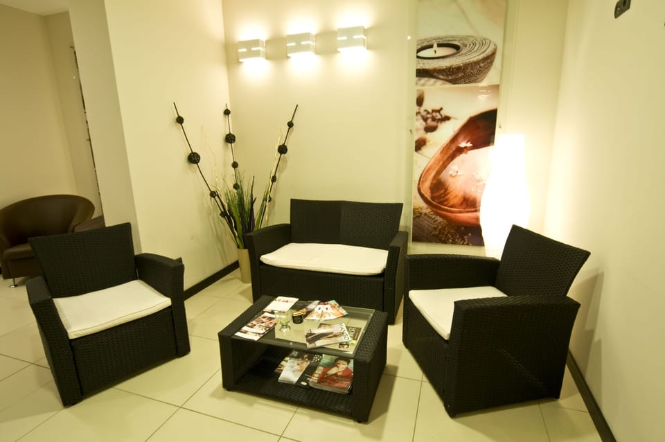 Couples treatment rooms, sauna, body treatments, hydrotherapy