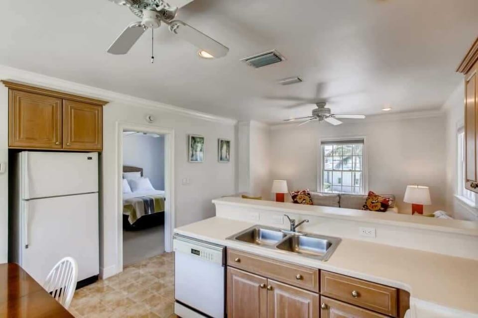Guest House Kitchen