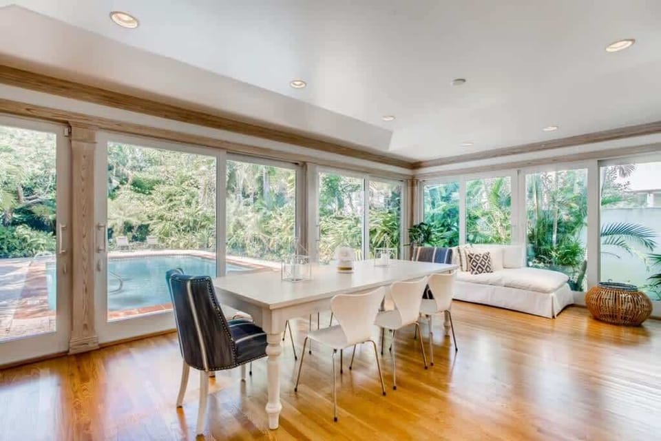 Dining Area 2