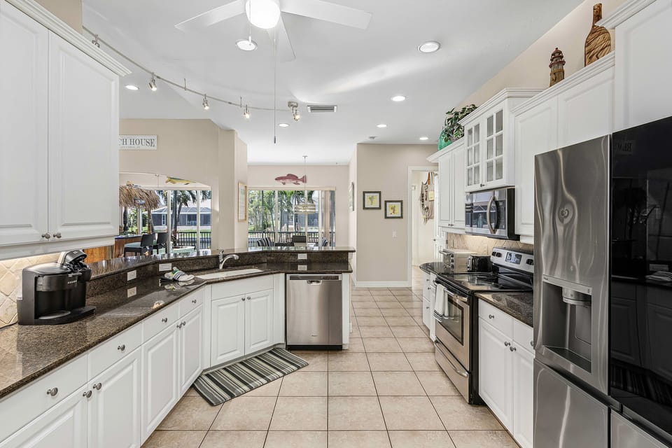 Kitchen | Cooking Basics | Keurig & Drip Coffee Maker