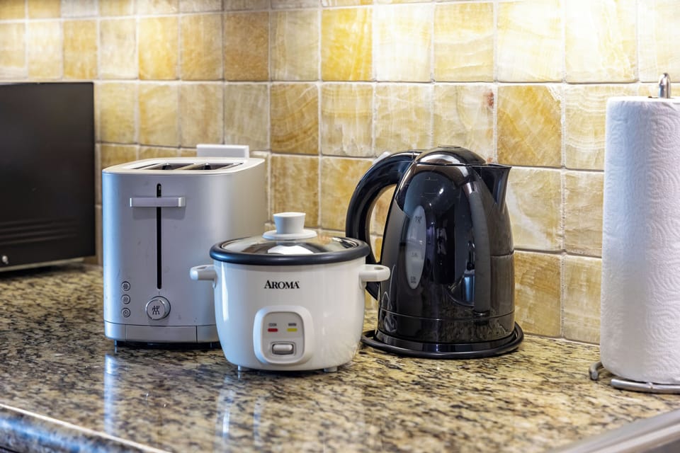Toaster, rice cooker, and hot water kettle