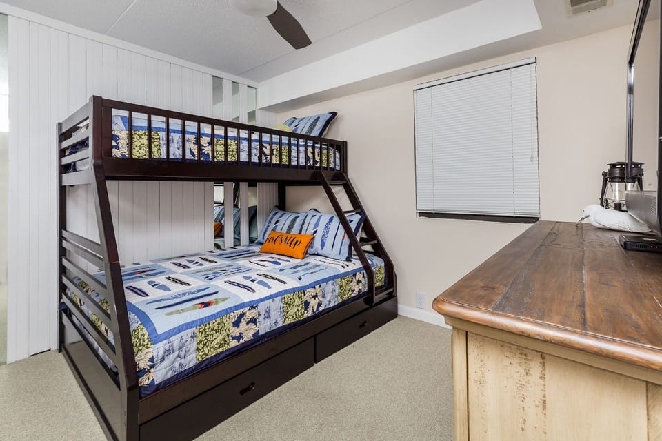 Bedroom 3 has a Pyramid Bunk Twin over Queen.
