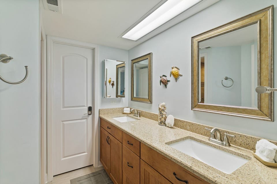 St. Augustine Vacation Rentals Master Bathroom