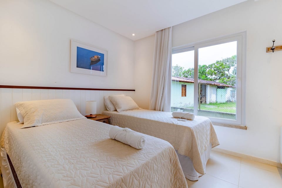 Apartment | 3 bedrooms, blackout drapes, iron/ironing board, free WiFi