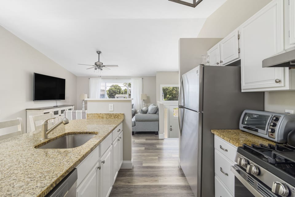 Kitchen with all modern appliances. 