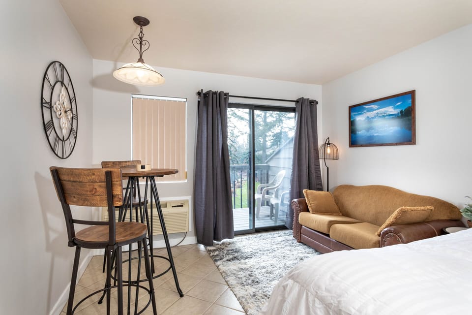 Have a snack | Main Level