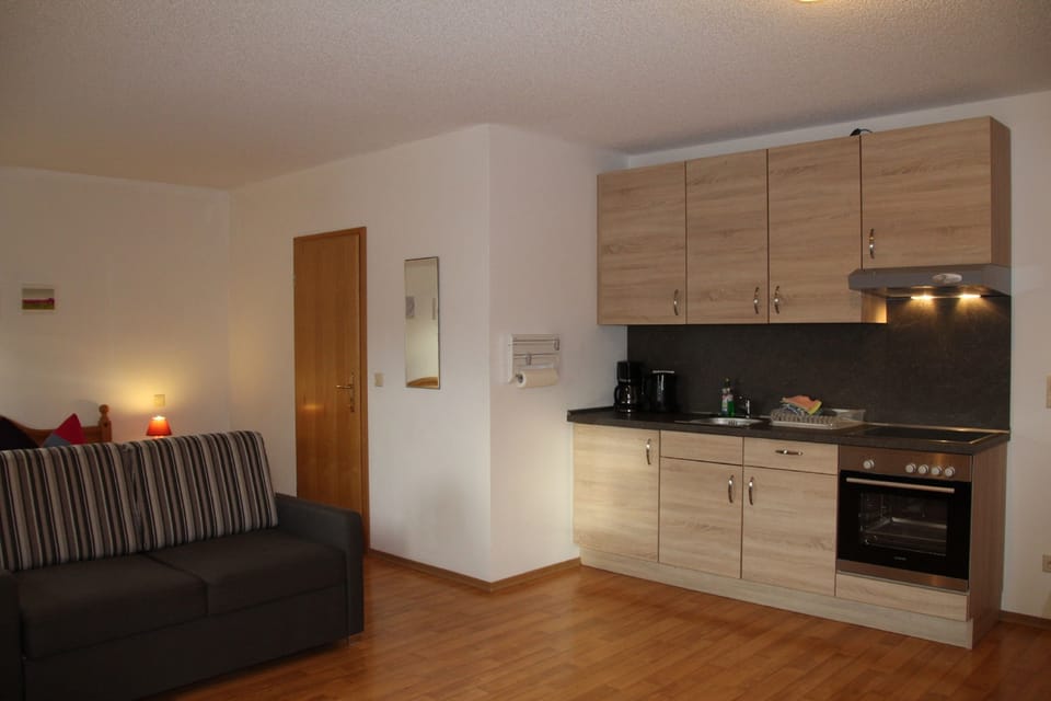 Apartment | Private kitchen | Electric kettle