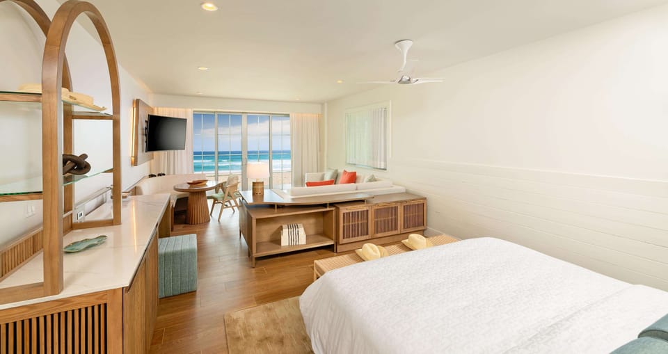 Hypo-allergenic bedding available, minibar, in-room safe