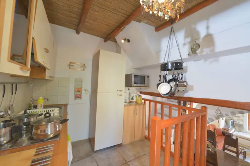 Villa, 5 Bedrooms, Private Pool | Private kitchen | Fridge, microwave, oven, coffee/tea maker