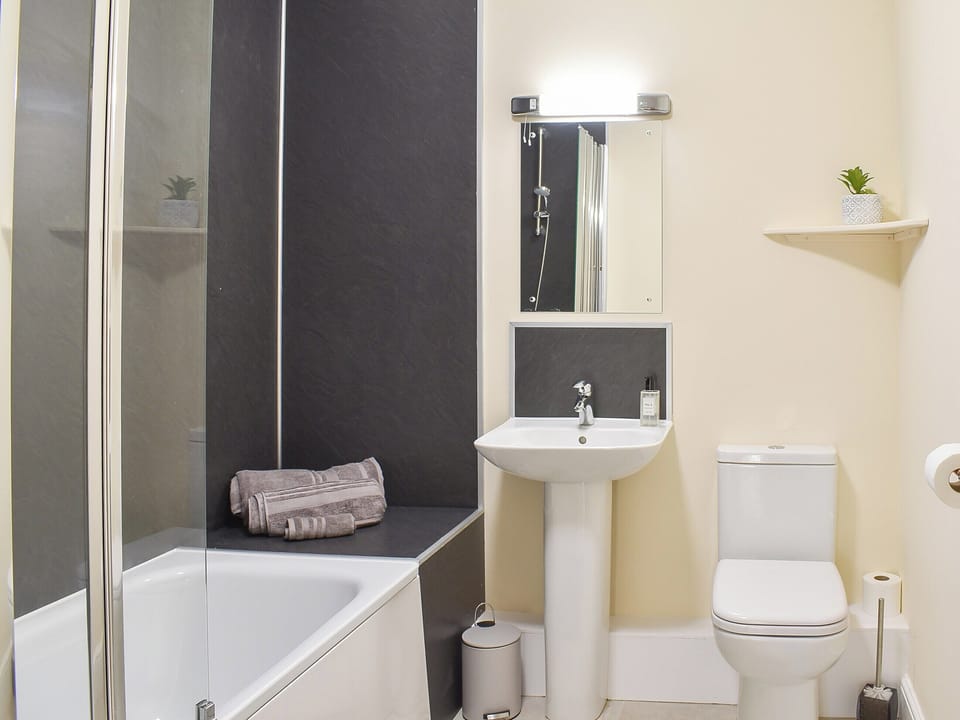 Bathroom | One Dorchester Drive - Cross Keys Inn Cottages, Whitechapel, near Longridge