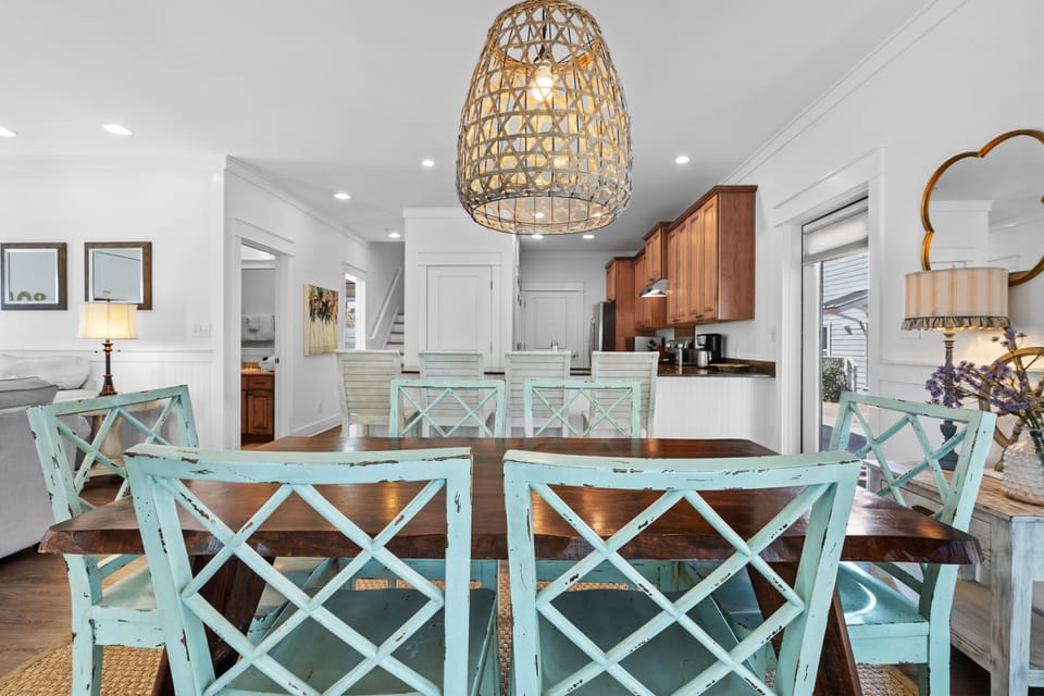 House, 4 Bedrooms | Private kitchen | Coffee/tea maker, fridge, oven, toaster