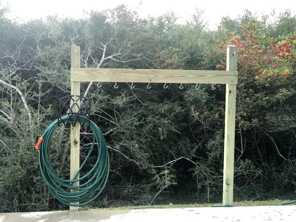 Fishing gear cleaning station