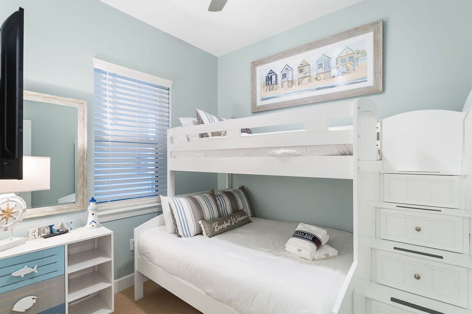 22-Seagrove-Highlands-2105-Bunk-Room