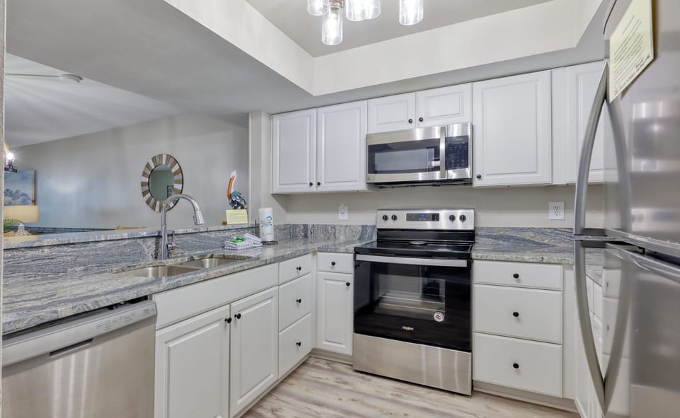 Breakers unit 31 2/2 Sleeps 8 Orange Beach, AL Managed by Island Rentals