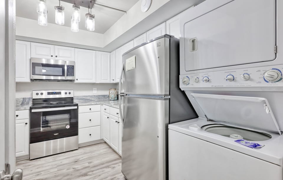 Breakers unit 31 2/2 Sleeps 8 Orange Beach, AL Managed by Island Rentals