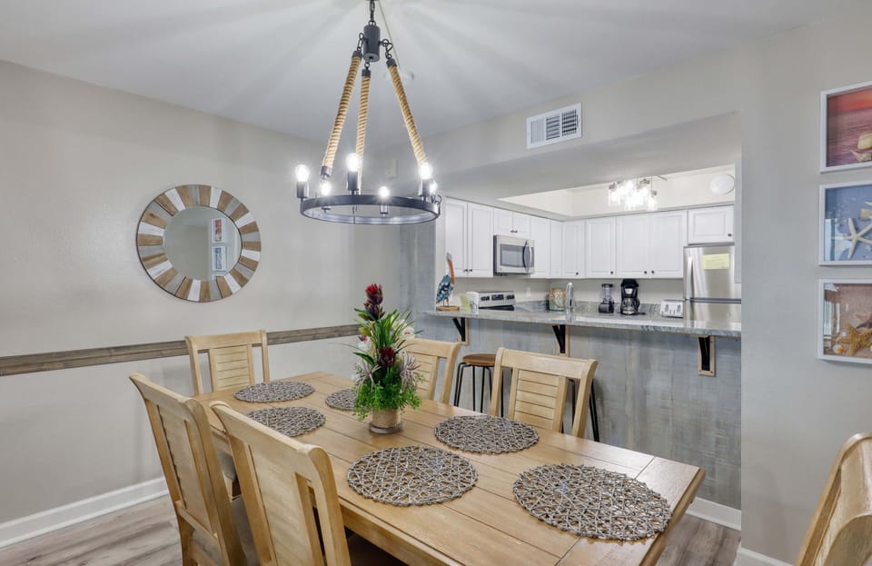 Breakers unit 31 2/2 Sleeps 8 Orange Beach, AL Managed by Island Rentals
