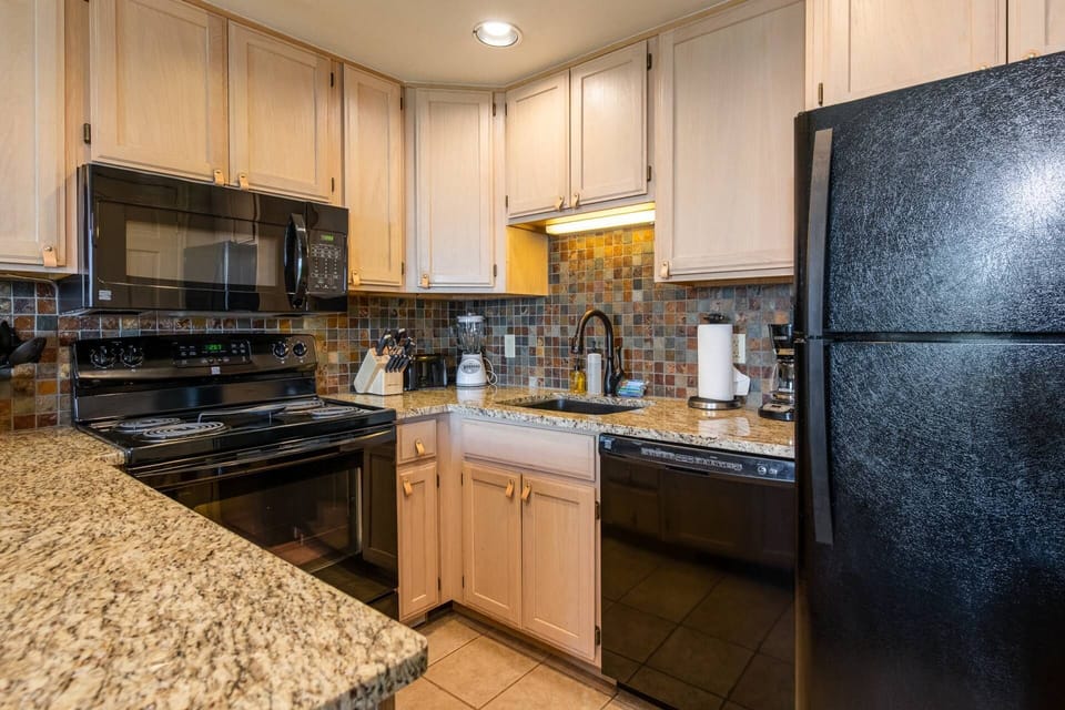 Fully equipped kitchen! Great for cooking meals after many great adventures!