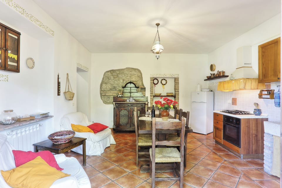 Apartment, 2 Bedrooms, Smoking | Interior