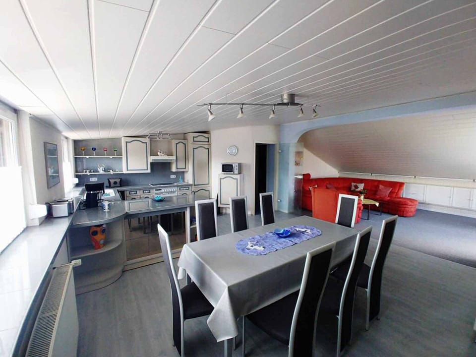 Apartment | Private kitchen | Fridge, microwave, oven, stovetop