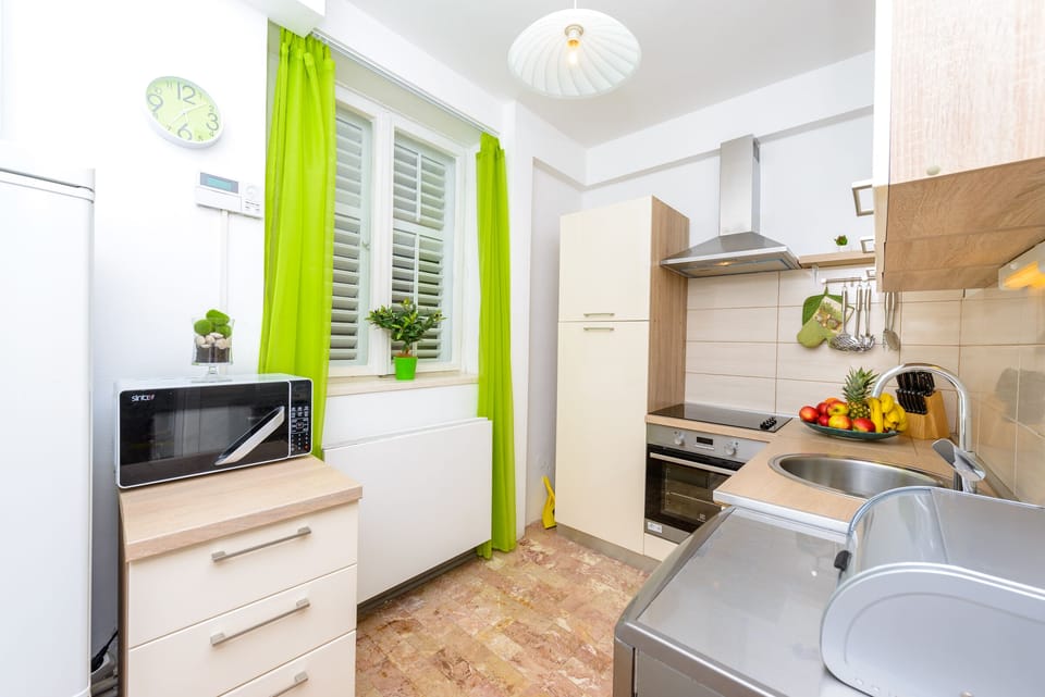 Villa (Five-Bedroom Villa with Swimming Pool) | Private kitchen | Fridge, microwave, stovetop, dishwasher