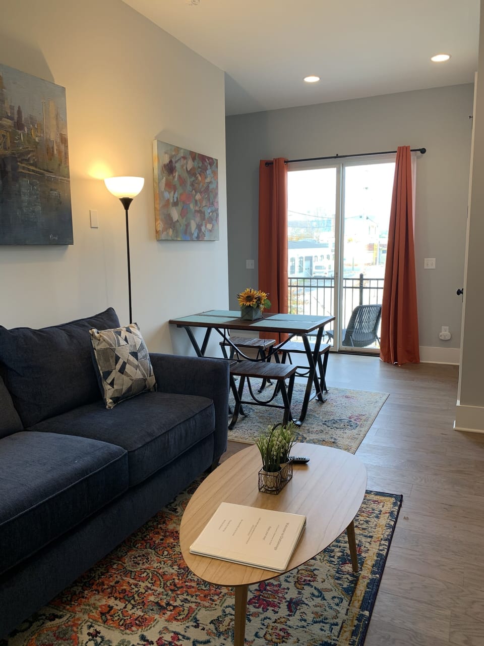 Comfort Townhome | Living area | 32-inch flat-screen TV with cable channels, TV