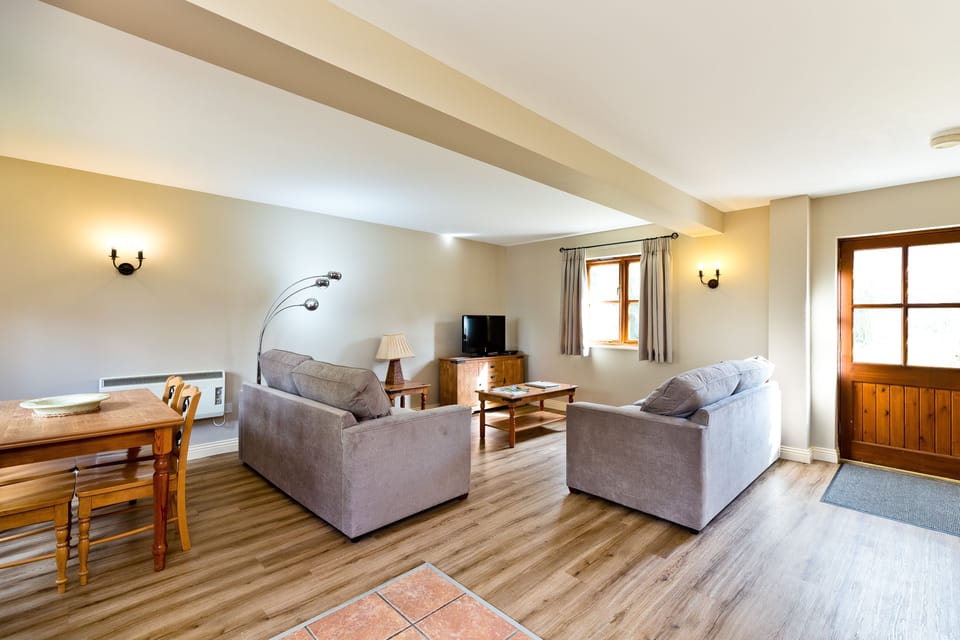 Open plan living/dining area