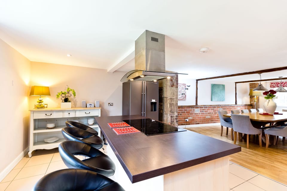 Open Plan Kitchen/ Dining