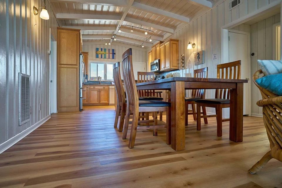 New flooring throughout