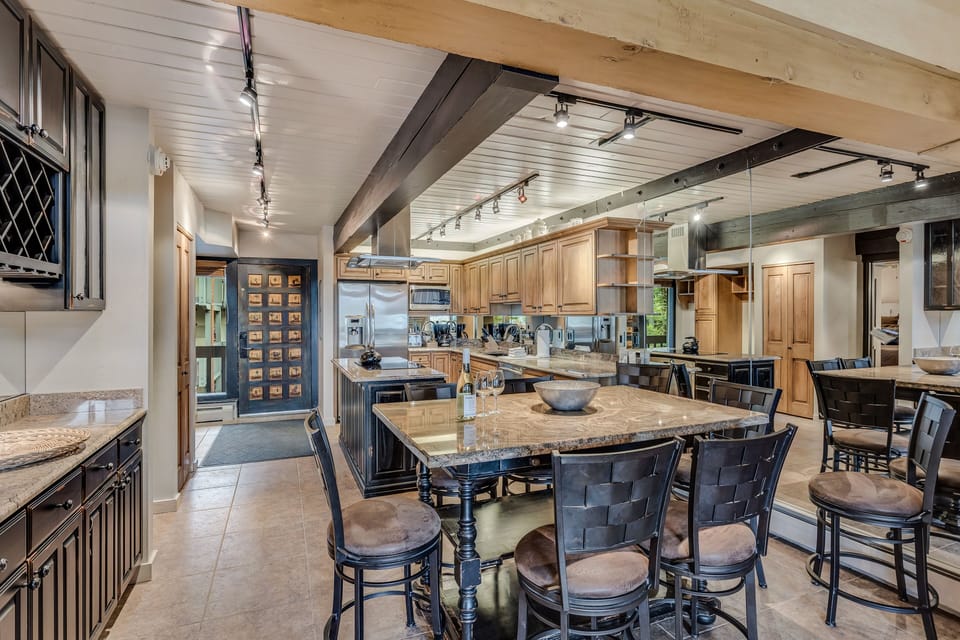 Dining area off of kitchen