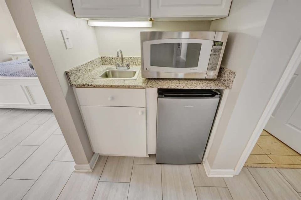 Kitchen Area with Amazing Views!