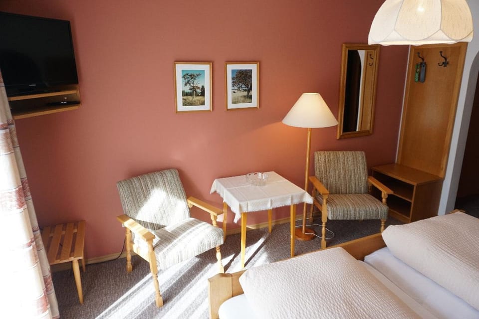 Double Room | Free WiFi, bed sheets