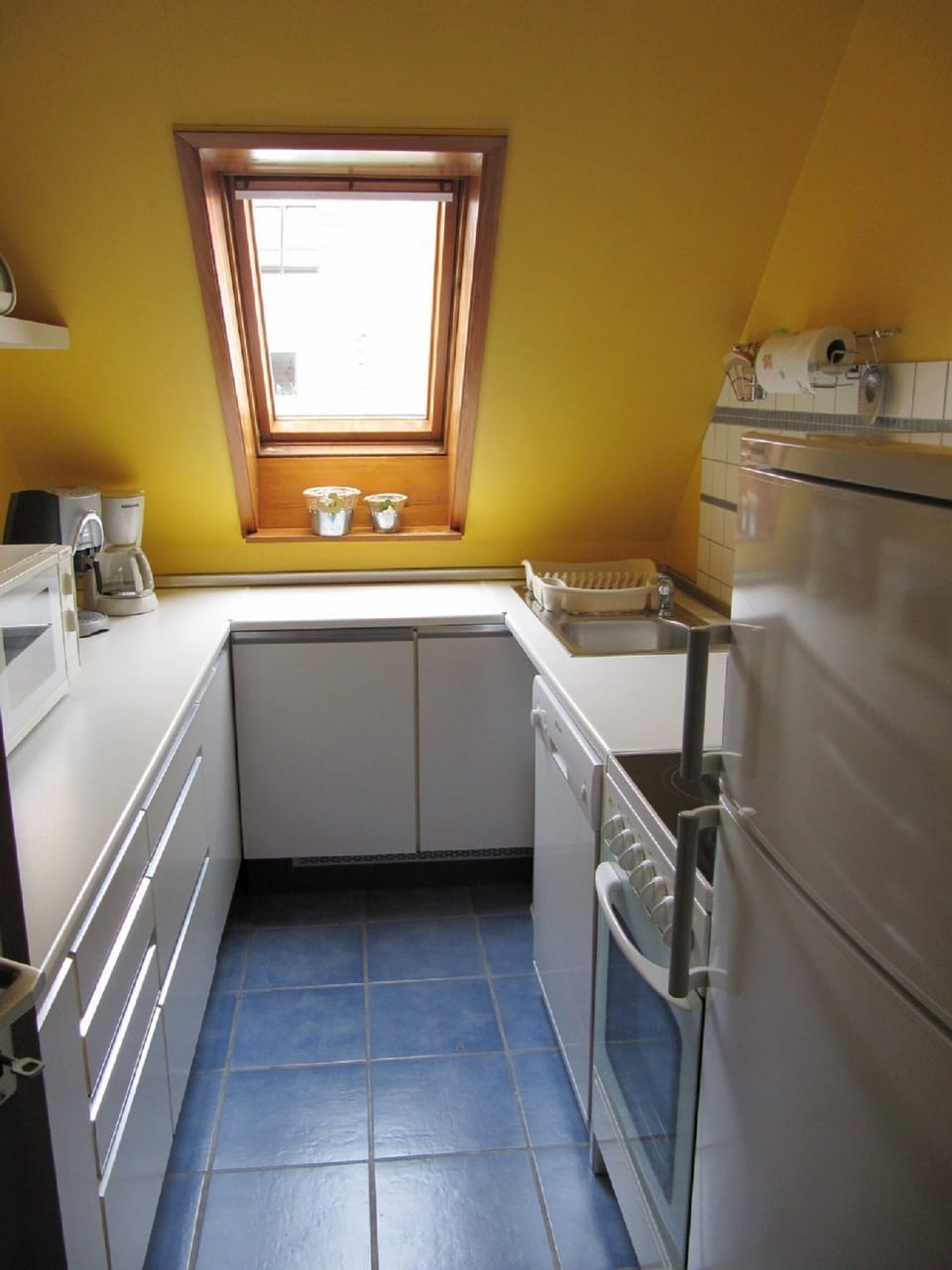 Condo | Private kitchen | Fridge, microwave, oven, stovetop