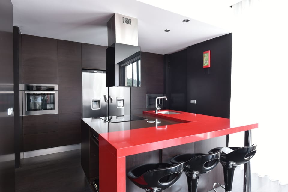 Deluxe Villa, 3 Bedrooms, Private Pool | Private kitchen | Fridge, microwave, oven, stovetop