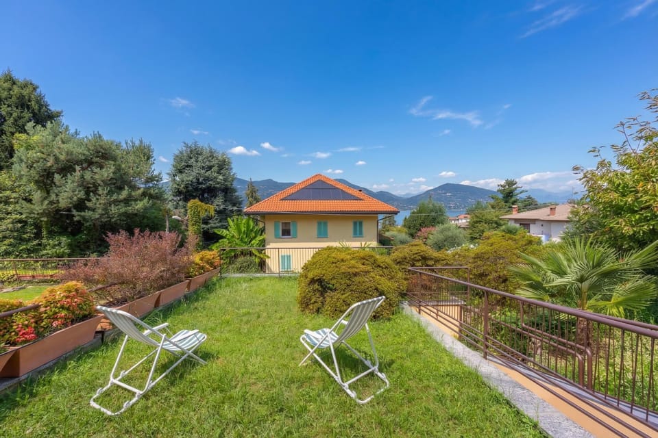 Family Townhome, 2 Bedrooms, 2 Bathrooms, Mountainside (Sunset in Ranco: Lakeview Townhouse) | Property grounds