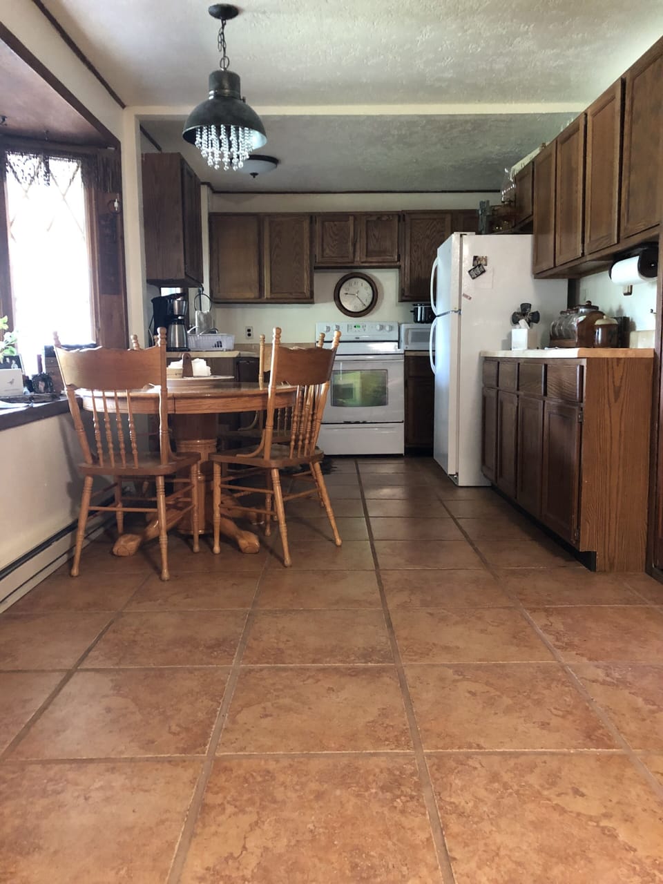 Kitchen and dining area 