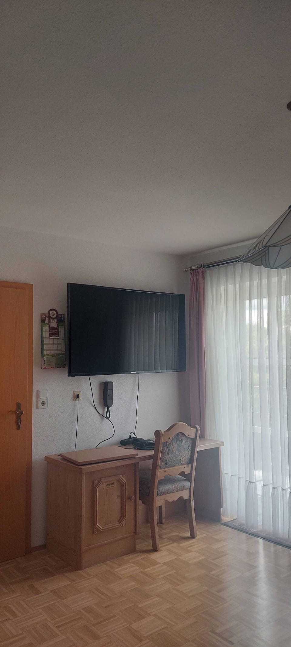 Double Room | In-room safe, free WiFi
