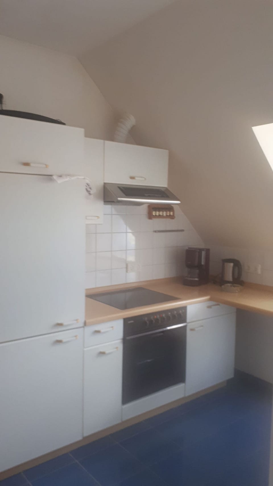 Apartment | Private kitchen | Coffee/tea maker, electric kettle
