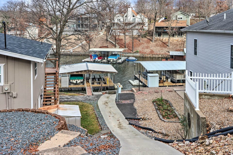 50 Yards to Shared Boat Dock | PWC Dock