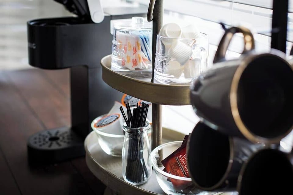 "I love the coffee bar, very cute. A nice variety of coffee pods, sweeteners, & cream."
Jessica-Past Guest